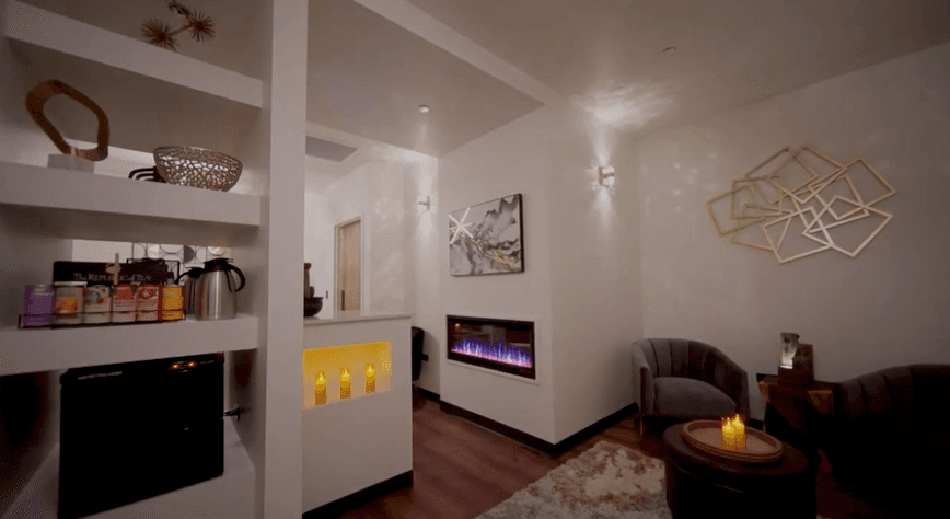 Beauty franchise vs wellness franchise comparison