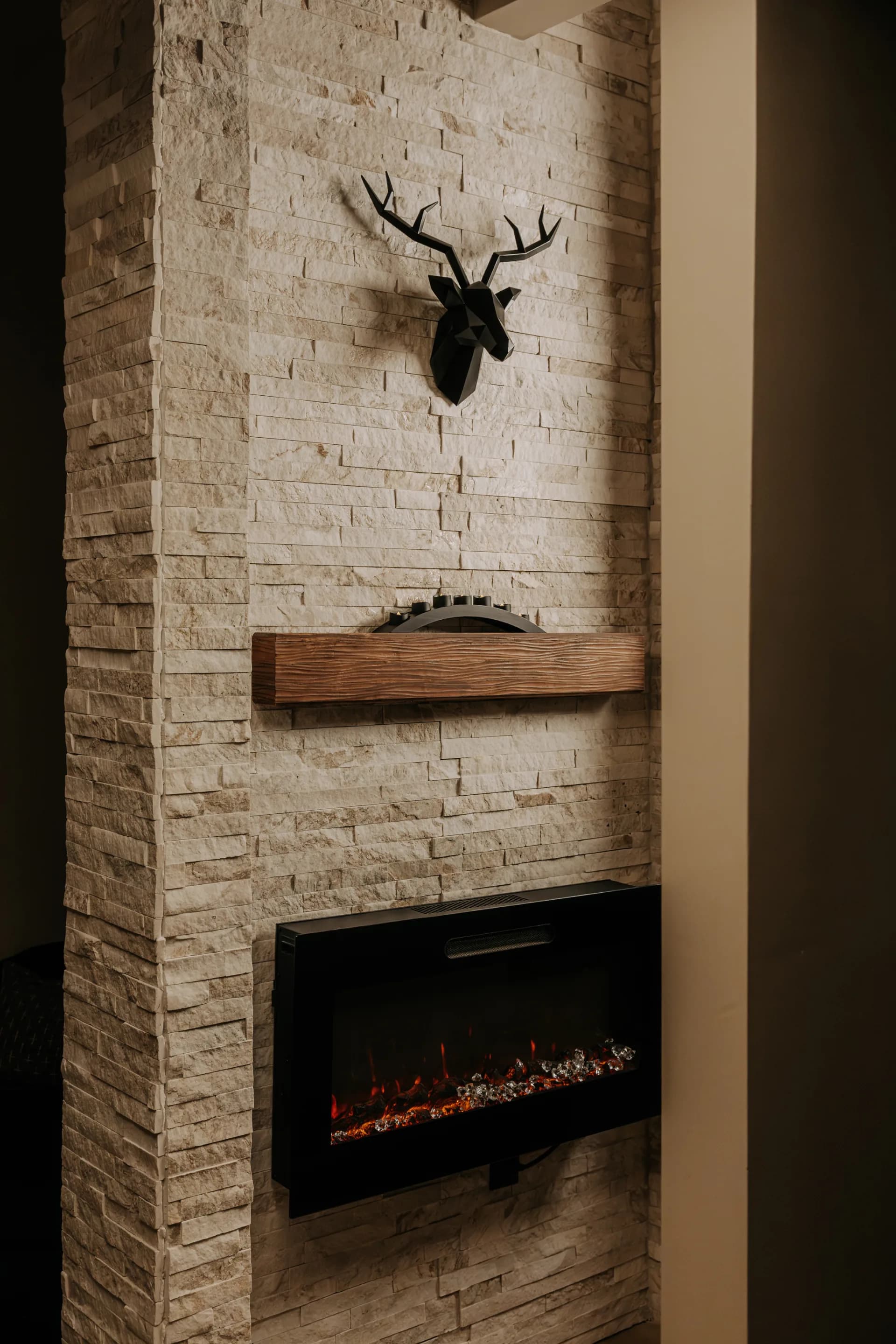 Spavia Retreat Room fireplace
