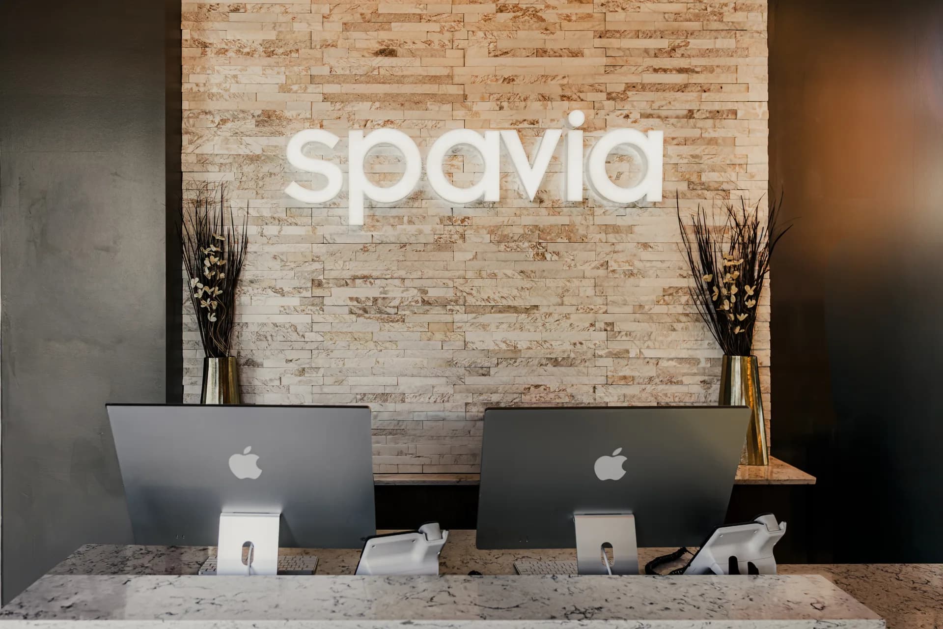 Spavia front desk welcome area